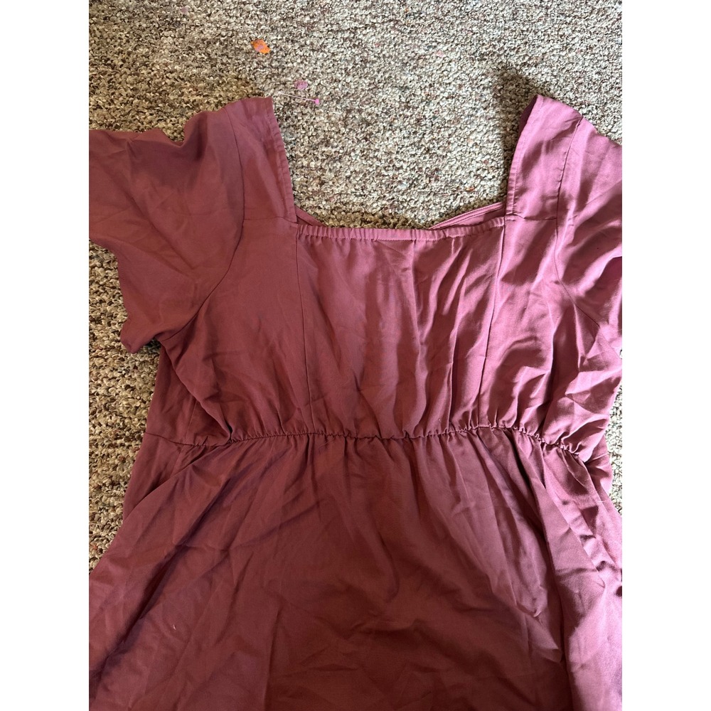BNWT- Torrid plus size Pepulum top, 1x (14-16) - Picture 3 of 5